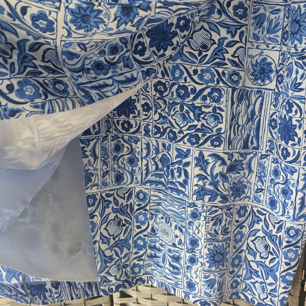 Ann Taylor Wrap Skirt Side Tie Blue White Floral Tile Print 14 Coastal Preppy - Picture 4 of 10
